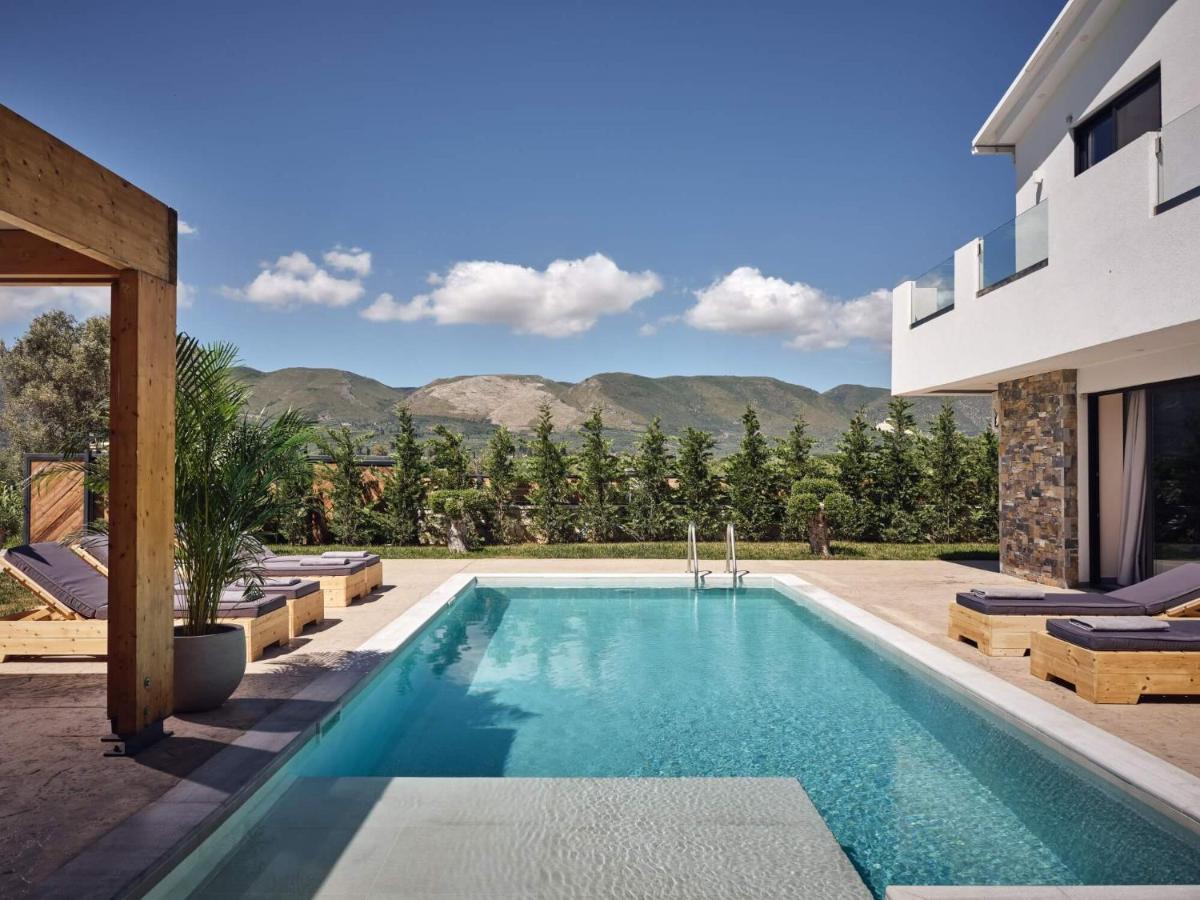 Errikos Family Villa Áyios Kírikos Bagian luar foto
